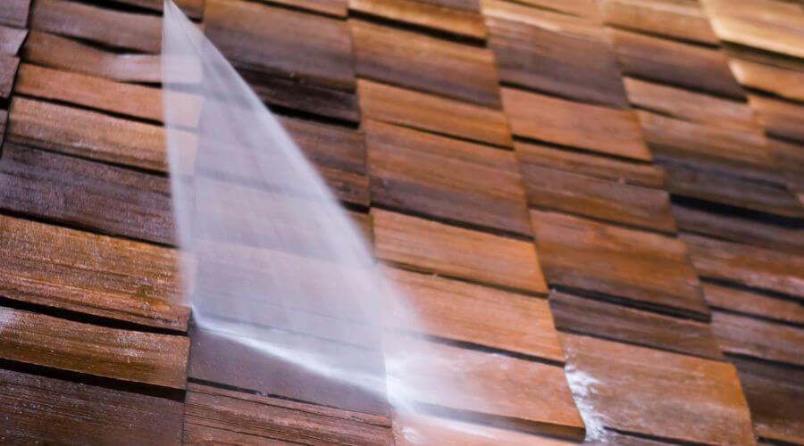 Professional gutter cleaning in Pomona Park, FL